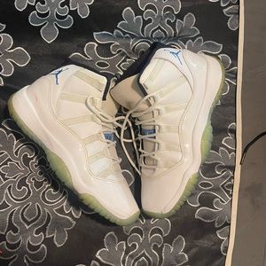 Jordan 11s
